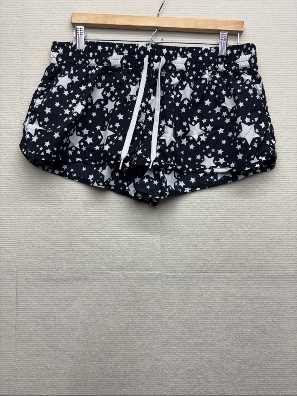OP ocean pacific | Women’s Black Star Print Drawstring Shorts XL